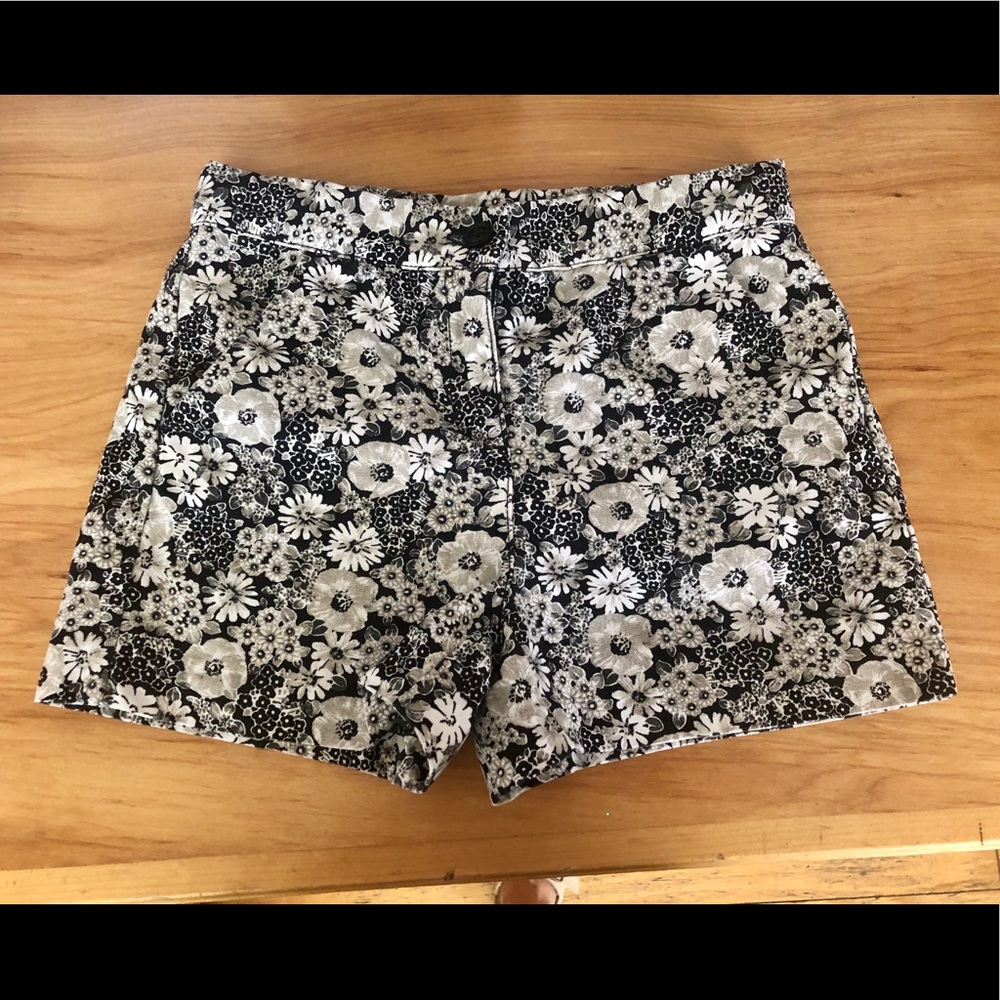 Janie and Jack shorts size 8